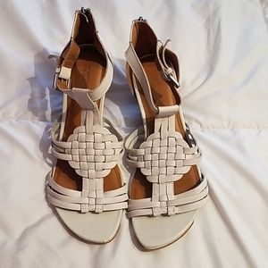 Kenneth Cole sz.9 wedge heels